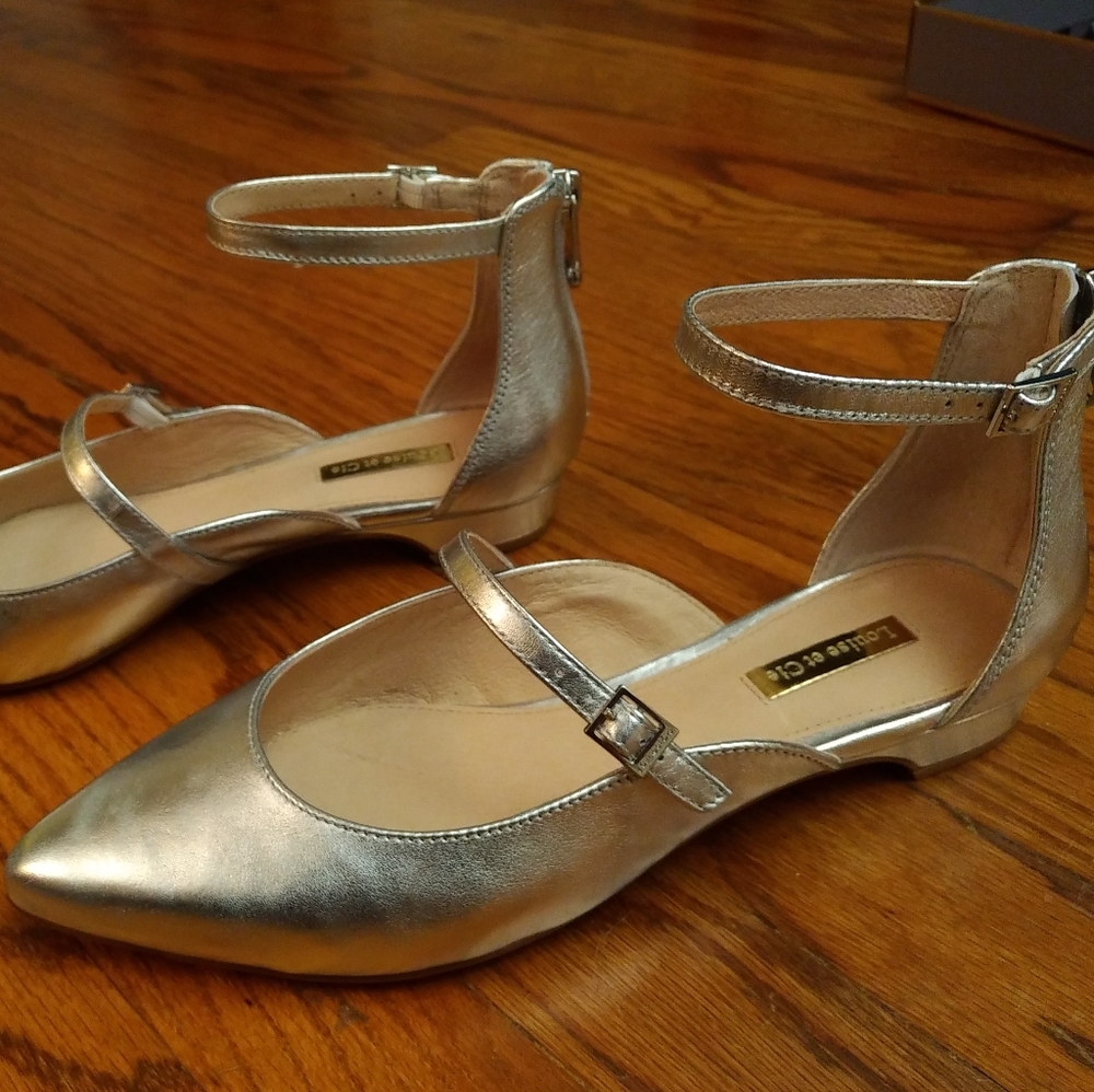 Louise et Cie Claire Flat Silver Leather